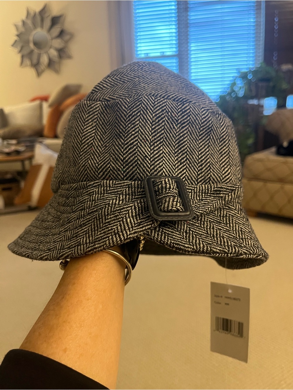 NWT Nine West ladies wool herringbone hat